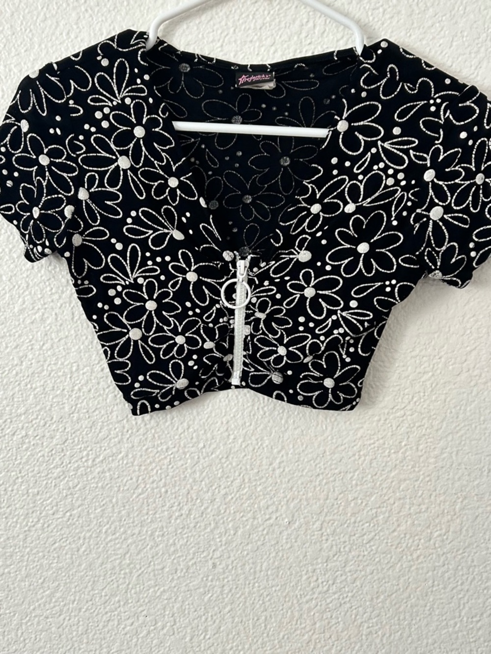 Fredrick’s of Hollywood Black & White Floral Zip Crop Top